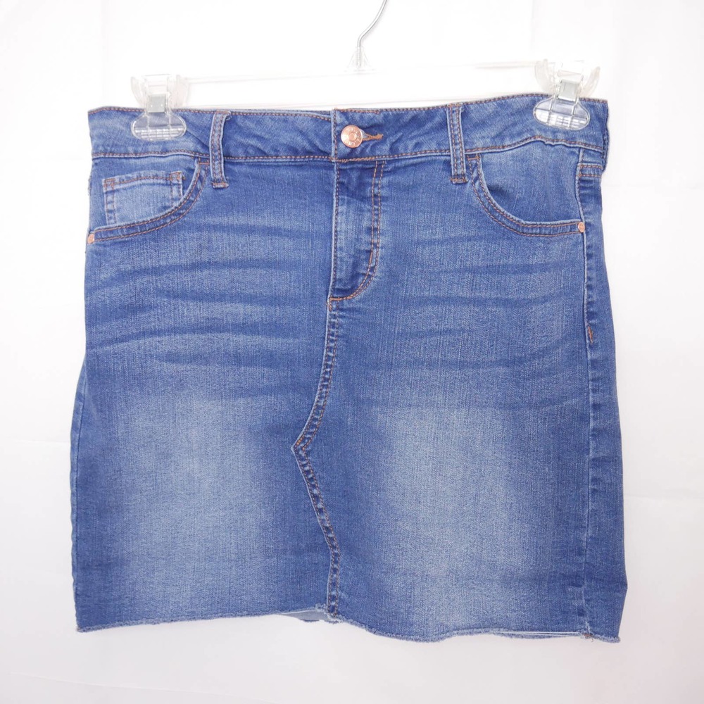 Celebrity Pink Blue Denim Skirt - 9/29